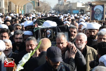 مراسم تشییع و تدفین آیت الله نمازی در قم برگزار شد

عکس از محمد رمضانی