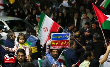 جشن پیروزی عملیات «وعده صادق» در اصفهان