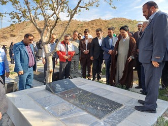 غبار روبی مزار ستارگان زمین شهدای گمنام در شهرستان سامان