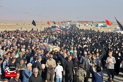 تشییع و تدفین باشکوه یک شهید گمنام در روستای زایرعباسی شهرستان دشتی