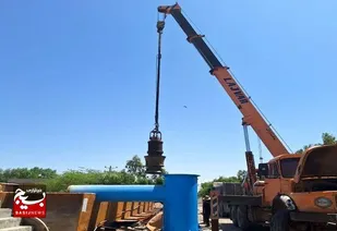 نصب و راه اندازی دو دستگاه الکتروپمپ شناور در شبکه&zwnj;های آبیاری کارون بزرگ