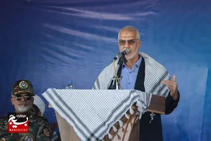 استاندار خوزستان: سربازان امام زمان آماده دفاع از خاک کشور هستند