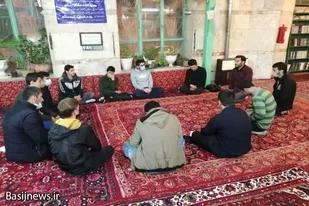 بازدید مدیر تعلیم وتربیت سپاه ملایر از فعالیت صالحین پایگاه شهید مطهری