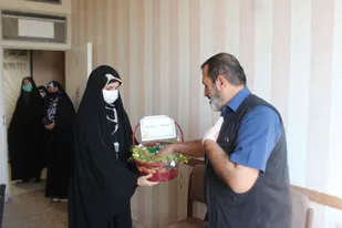 تهیه بیش از ۵۰۰ بسته فرهنگی مزین به هشتگ #من_محمد_را_دوست_دارم
