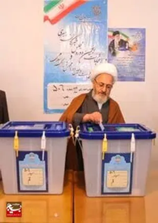 دعوت آیت الله سبحانی از مردم برای حضور در انتخابات ۱۱ اسفندماه