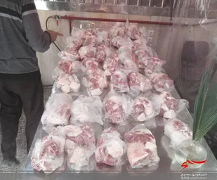 تقدیم 42 بسته گوشت گرم در شهرکرد