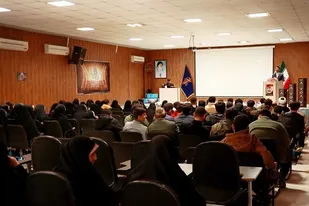 تجلیل از منتخبین تولید محتوا، روشنگران فرهنگی و گروه های سرود اسلامشهر