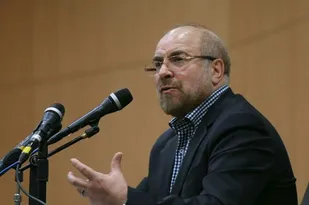 اگر ما در مسیر شهدا حرکت کنیم انقلاب را تضمین کرده&zwnj;ایم