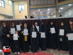 اعطای حکم دختران کاراته&zwnj;کار&nbsp; پایگاه شهید لطفی نیاسر قم