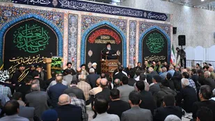 حجت&zwnj;الاسلام مومنی در شب وفات حضرت عبدالعظیم حسنی(ع)؛
حضرت عبدالعظیم حسنی(ع) مدال ولایت را از امام زمان خود گرفت