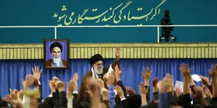حل مشکلات کشورفقط با روحیه و تفکر انقلابی  /مشاهده حرکت های خطرناک برای تحریف منطق ایستادگی امام(ره) و ملت در مقابل آمریکا