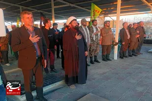 مزار مطهر شهدای فامنین و ماماهان عطر افشانی شد