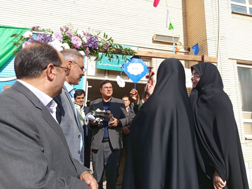 زنگ مهر در مه‌ولات با تأکید بر عدالت و کیفیت آموزش نواخته شد