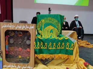 ۱۱ مدال ورزشی ورزشکار جانباز میانه ای به حرم مطهر رضوی اهدا شد