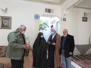 فرهنگ ایثار و شهادت با یاد شهدا زنده می&zwnj;ماند
