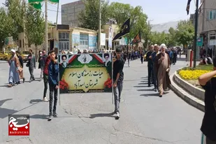 دسته عزاداری سالروز شهادت امام جعفر صادق(ع) در اسدآباد برگزار شد
