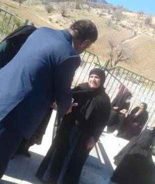 تجلیل از خانواده شهدا در بخش ارمند