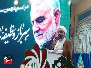 حاج قاسم زنده است و برای عصر طلایی ظهور ، سرباز تربیت می کند