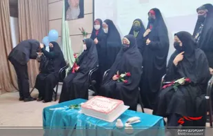 آیین دست&zwnj;بوسی مادران در تربت&zwnj;جام