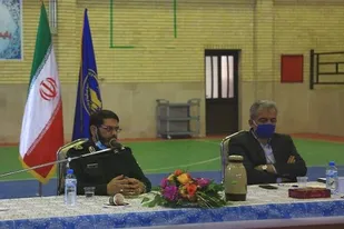در خدمت رسانی باید نگاهمان جهادی باشد نه جناحی