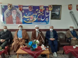 از دیدار با امام جمعه تا گلباران مزار شهدای میامی