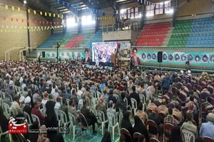 کنگره تجلیل از رزمندگان و ایثارگران دوران دفاع مقدس در ملایر برگزار شد