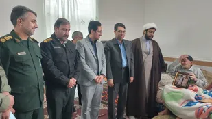 دیدار با خانواده شهید محمود زحمت کش به مناسبت سومین سالگرد شهید حاج قاسم سلیمانی