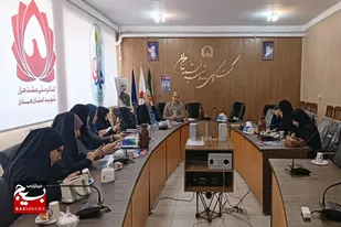 نشست خبری دبیر چهارمین دوره دوسالانه انتخاب آثار برتر مدافعان حرم در همدان