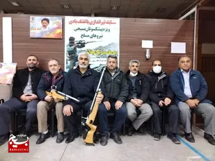 مسابقات تیراندازی با تفنگ بادی و تپانچه ویژه پیشکسوتان بسیج نیروهای مسلح استان قزوین