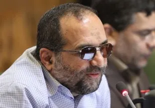 سلامت جامعه با ازدواج به هنگام و آسان تضمین می شود