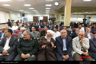 محفل انس شاعران و مداحان با نماینده ولی&zwnj;فقیه در استان همدان