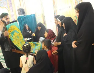 حضور خادمین و پرچم رضوی در شهر رویان
