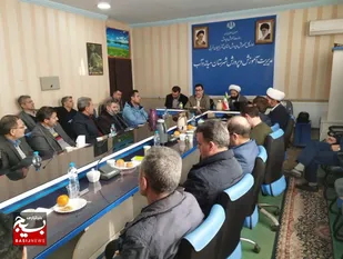 تبیین دستاوردهای انقلاب در مدارس ضروری است