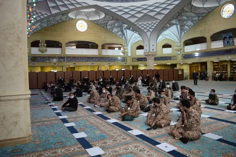 حضورپاسداران وبسیجیان گردان116امام علی(ع)درنمازجمعه محلات