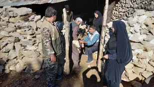 واکسیناسیون چهار هزار راس دام و طیور علیه بیماری نیوکاسل توسط بسیج در شهرستان باشت + (تصاویر)