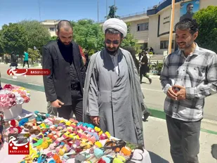 ًبازدید مسئول نماینده ولی فقیه در سپاه شهرستان قدس از نمایشگاه عرضه محصولات اقتصاد مقاومتی