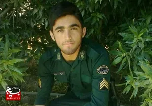 نگاهی کوتاه به زندگی نامه شهید عزیزالله بهمنی از روستای چل سرخ صیدون