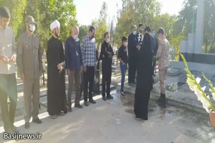 عطرافشانی گلزار شهدای حسین&zwnj;آباد ملایر