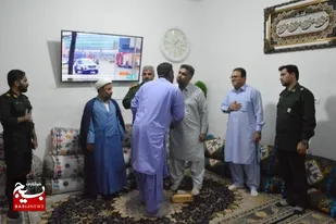 دیدار با خانواده شهید زارعی در چابهار