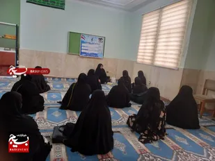 برگزاری نشست جهاد تبیین جنگ ۱۲ روزه در پایگاه مقاومت شهیده خسروی چابهار