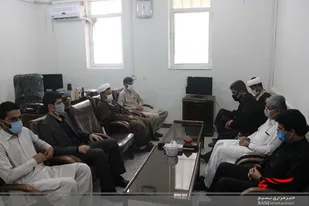 دیدارمسئولین آموزش و پرورش چابهار با حجت الاسلام بامری در روز معلم