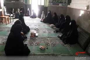 حجاب حصاری محکم برای بانوان در برابر نامحرمان است