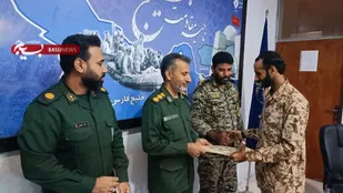 مراسم گرامیداشت روز سرباز در جاسک برگزار شد