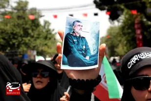 تو ماه بودی و نزدیک آب ها که شدی/تمام علقمه پا شد به احترام شما