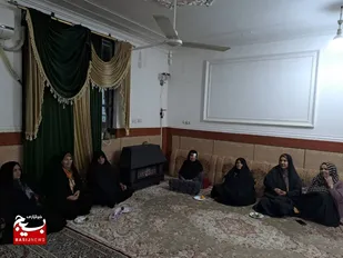 دیدار و تکریم از خانواده شهید خانی به مناسبت دهه مبارکه فجر در بهبهان