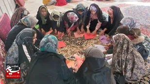 حضور گروه جهادی شهید سیاهکالی بسیج خواهران صدیقه کبری (س) در دهستان طرود شاهرود+ تصاویر