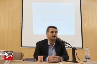 معاونان آموزشی مدارس نقش تصمیم&zwnj;سازی را در مدارس بر عهده دارند