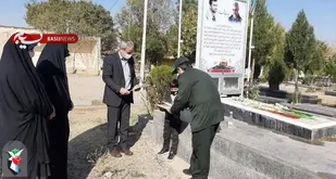 از فرزندان دانش&zwnj;آموز شهید الیاس چگینی تجلیل &zwnj;شد