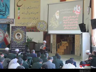 امام خمینی(ره) معامله مستکبران دنیا را بهم زد / رهبرمعظم انقلاب یک تنه راه امام را ادامه داد