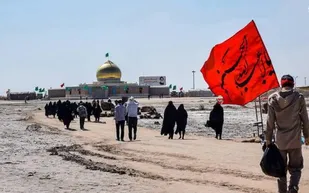 تجدید میثاق زائران مناطق عملیاتی 8 سال دفاع مقدس با آرمان&zwnj;های شهدا